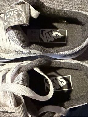 Vans Kids Gray and White Low-Top Sneakers - Never worn